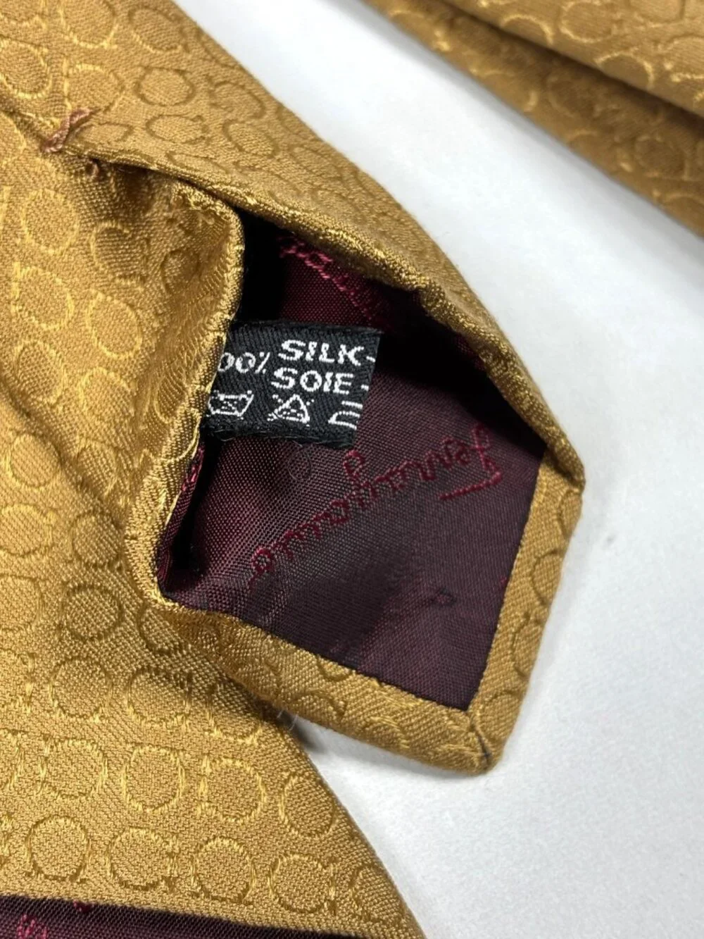 Vintage 90s Salvatore Ferragamo Silk Tie Gold Gancini Monogram Italy Old Money - Picture 6 of 7